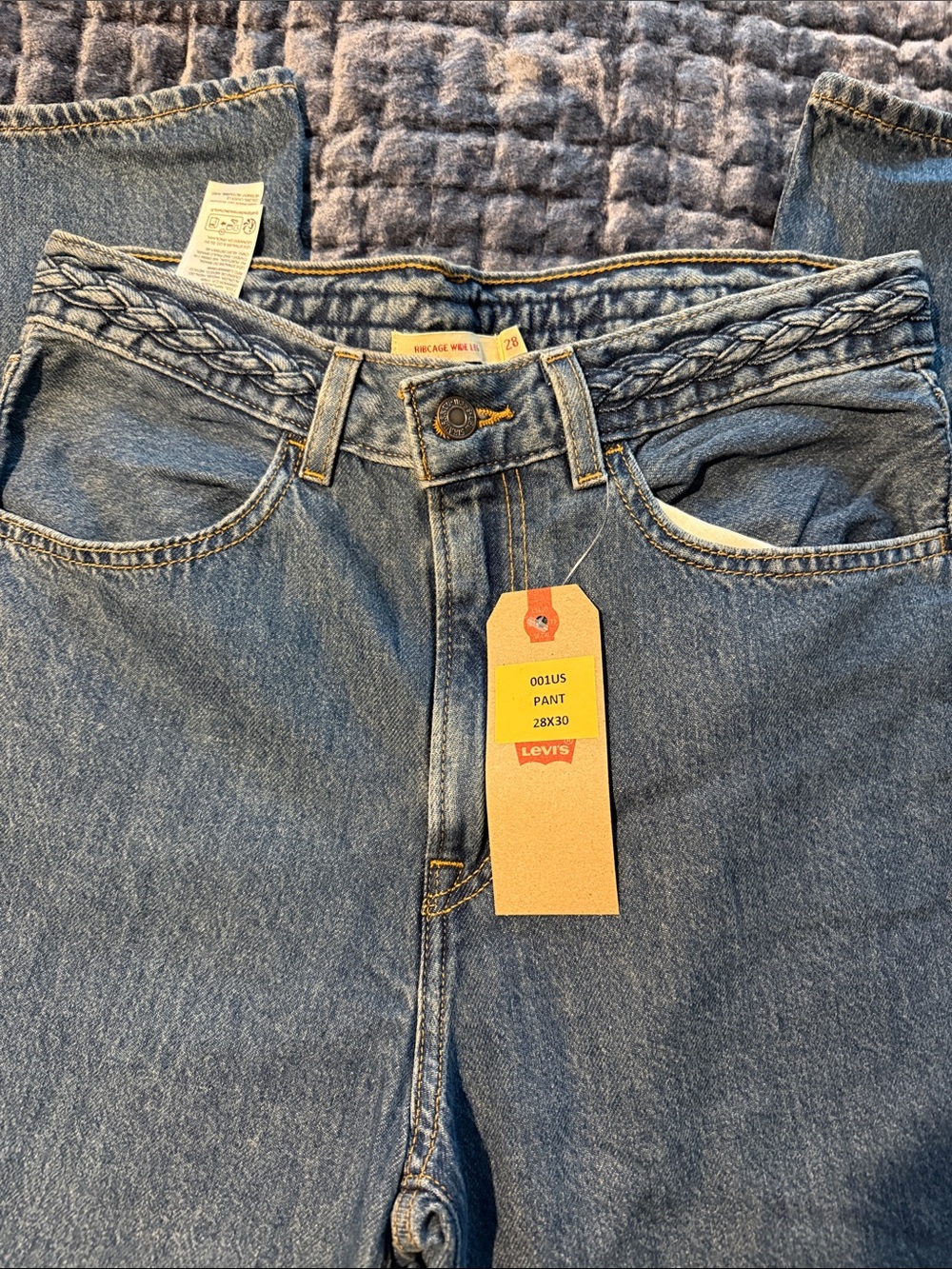 Levi's Women's Light Blue Braided Waist High-Rise Jeans